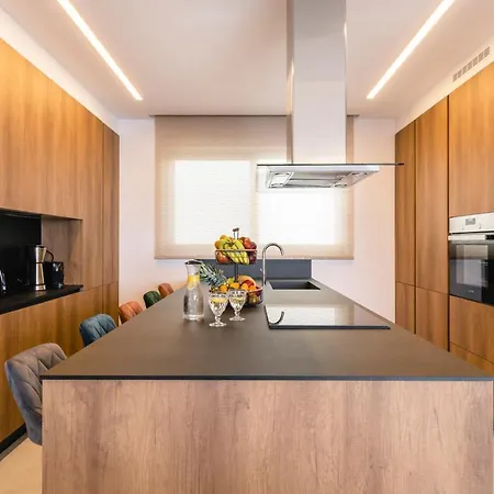 Apartment Divine Residence, A Seaview Retreat, By Thinkvilla Piraeus