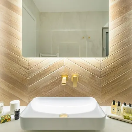 Apartment Divine Residence, A Seaview Retreat, By Thinkvilla Piraeus